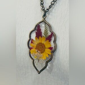 Floral Pendant Necklace 25”